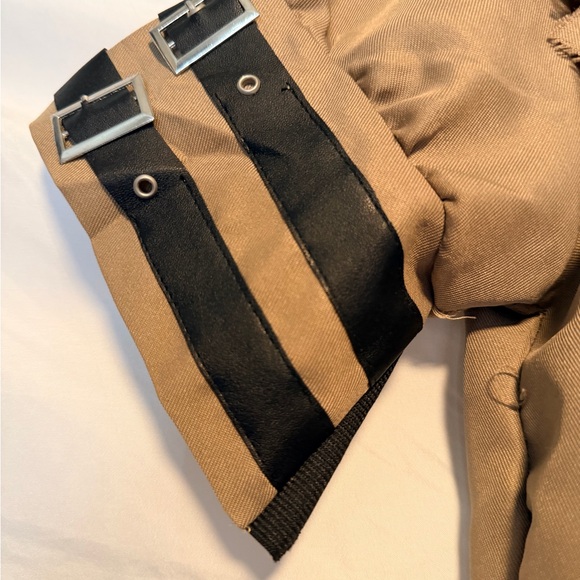 Spirit Halloween 5pc Zombie Hunter Girls Costume Youth Size Large 12-14 - Picture 7 of 10